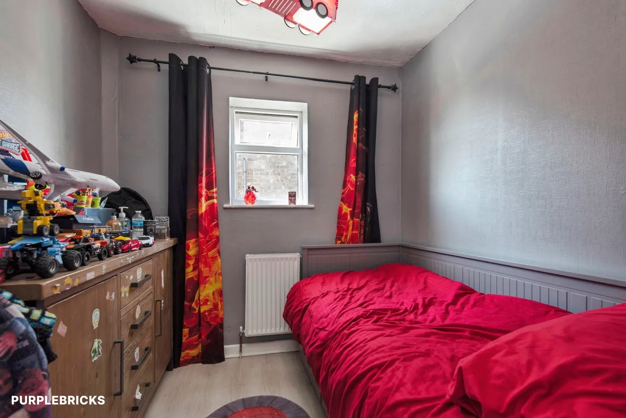 Shephall Way, Stevenage, SG2, photo 21