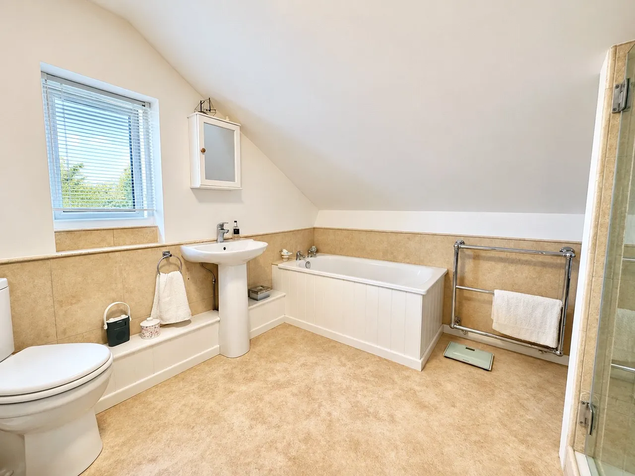 Irby Road, Irby, CH61, photo 17