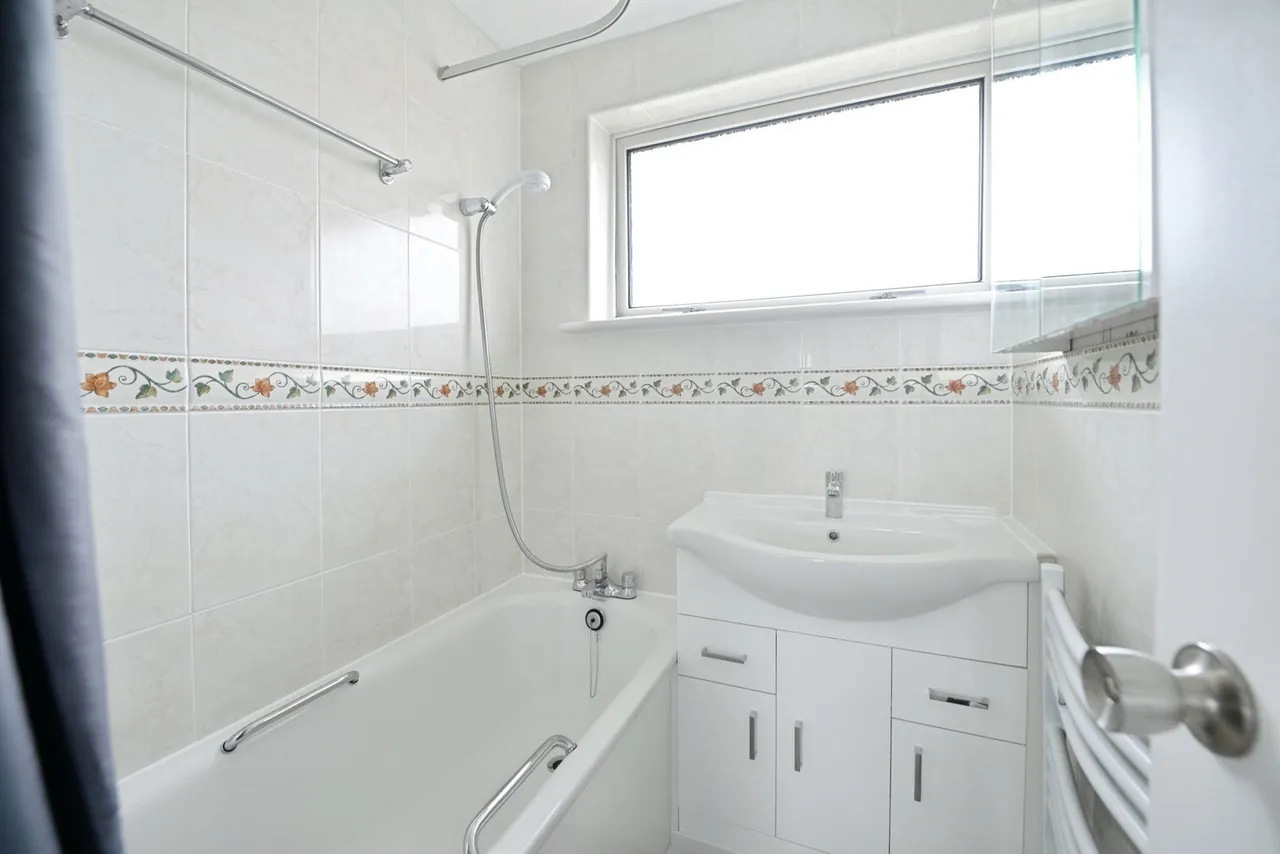 Coronation Avenue, East Tilbury, Tilbury, Essex, RM18, photo 20