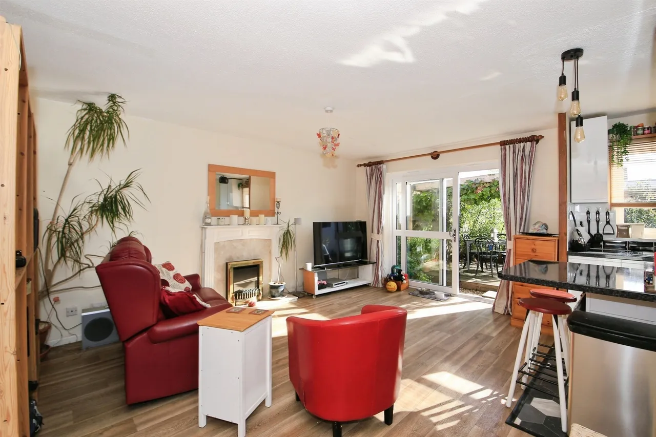 Harewood Gardens, Peterborough, PE3, photo 2