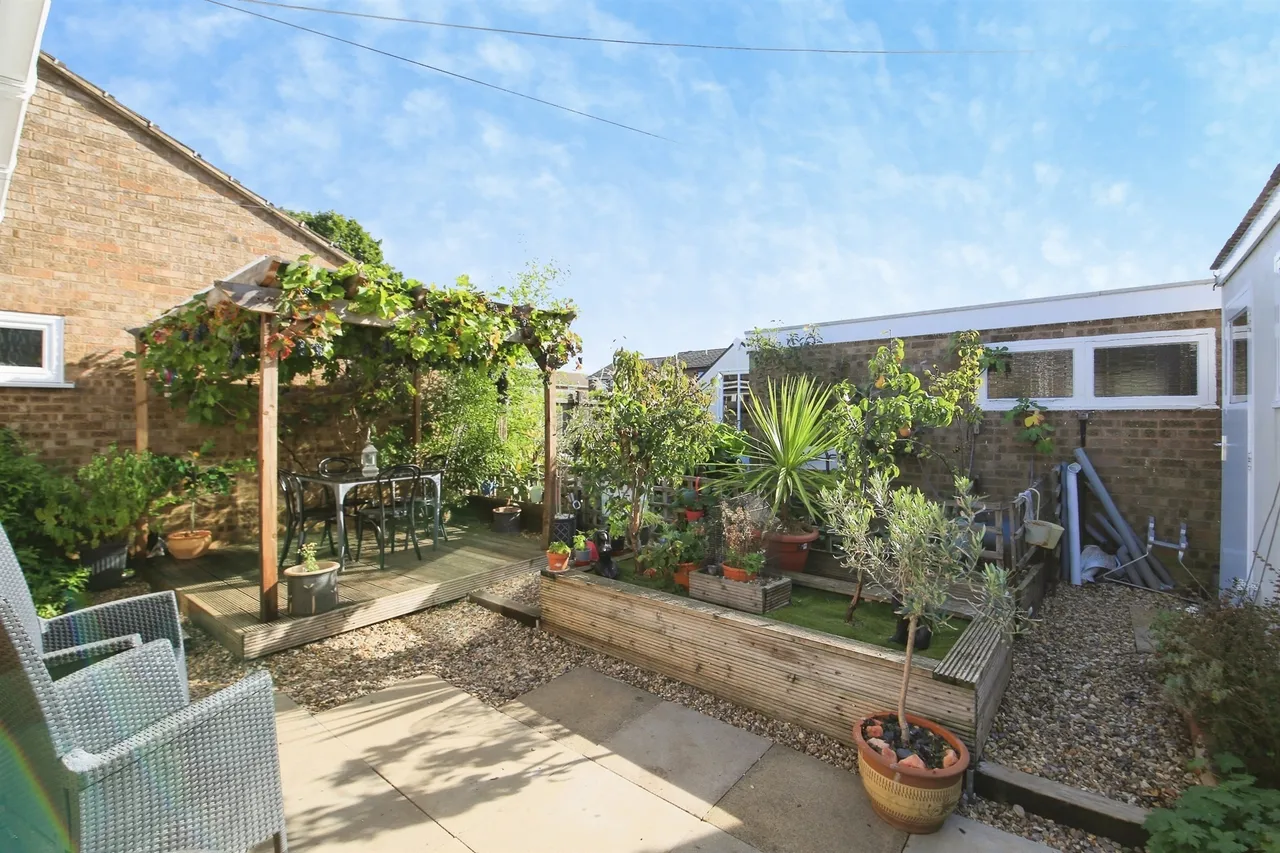 Harewood Gardens, Peterborough, PE3, photo 11