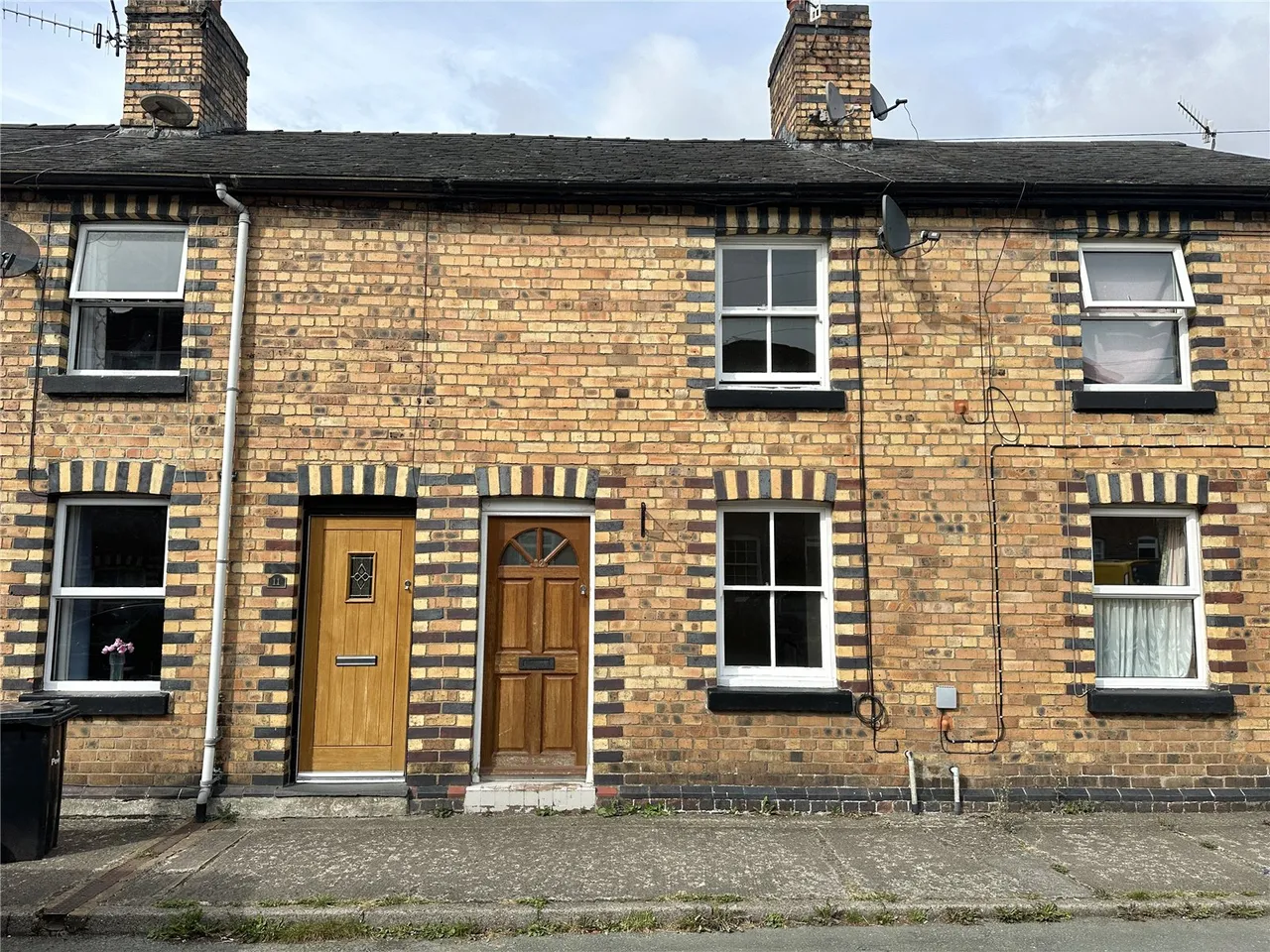 2 bed house for sale, Brook Street, Llanidloes