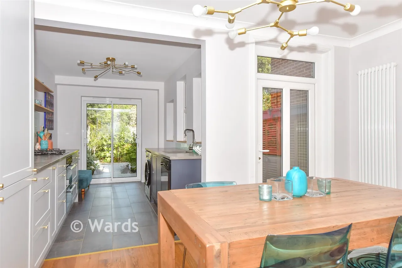 St. Nicholas Terrace, Hythe, CT21, photo 11
