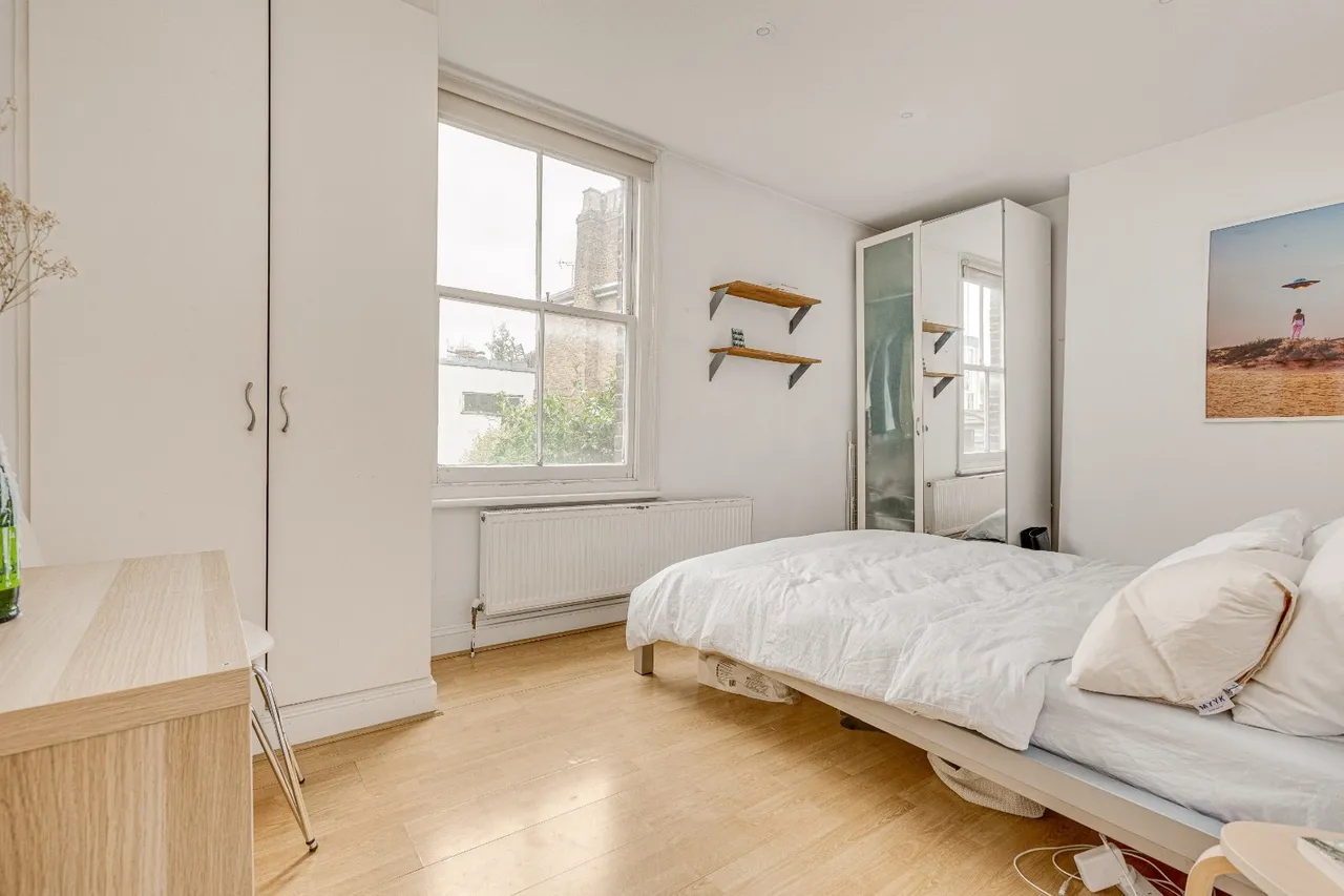 Lavender Hill, London, SW11, photo 6