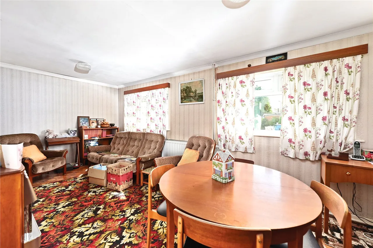 Canterbury Road, Ash, Guildford, Surrey, GU12 6SP, photo 4