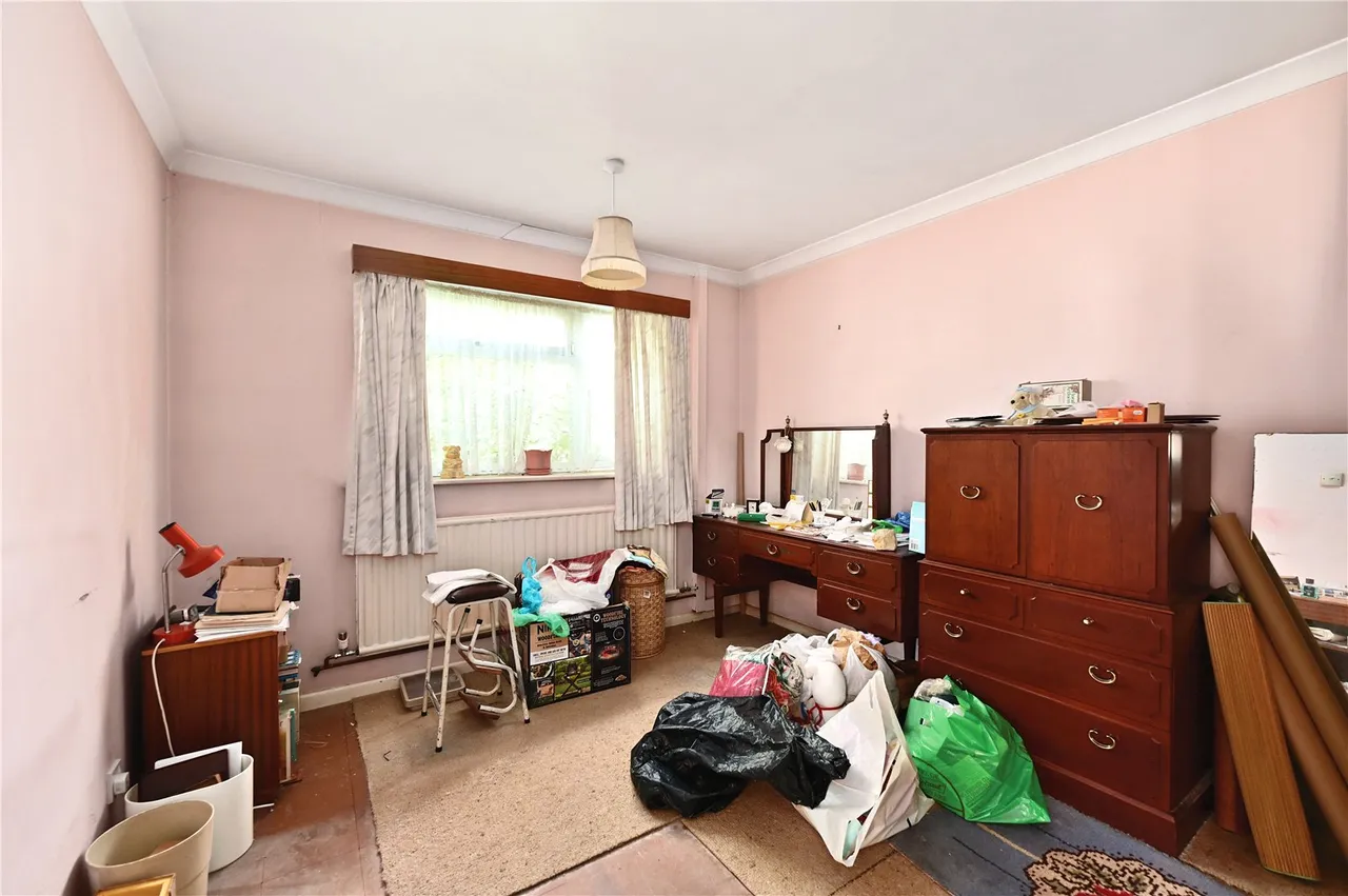 Canterbury Road, Ash, Guildford, Surrey, GU12 6SP, photo 8