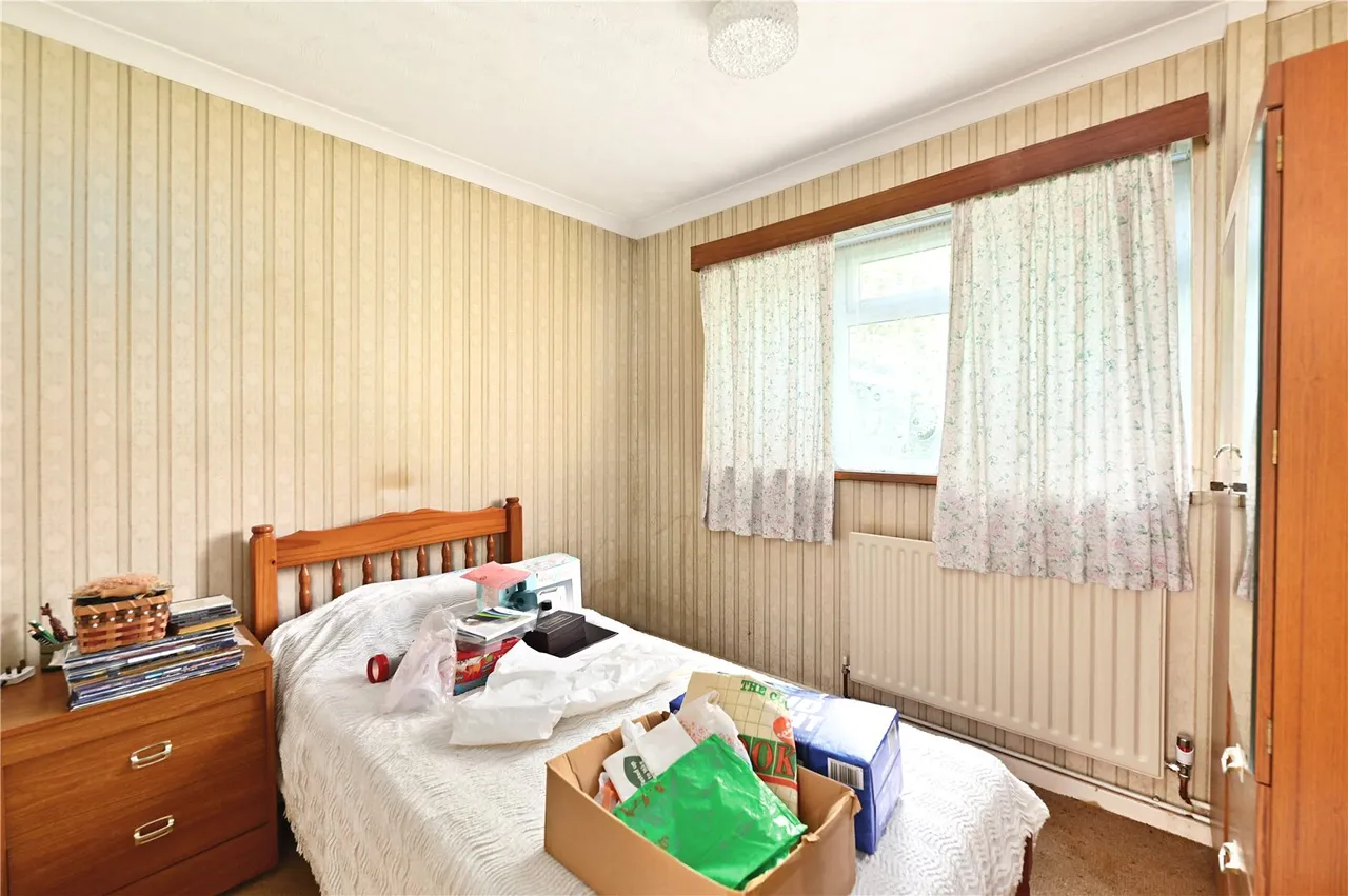 Canterbury Road, Ash, Guildford, Surrey, GU12 6SP, photo 6