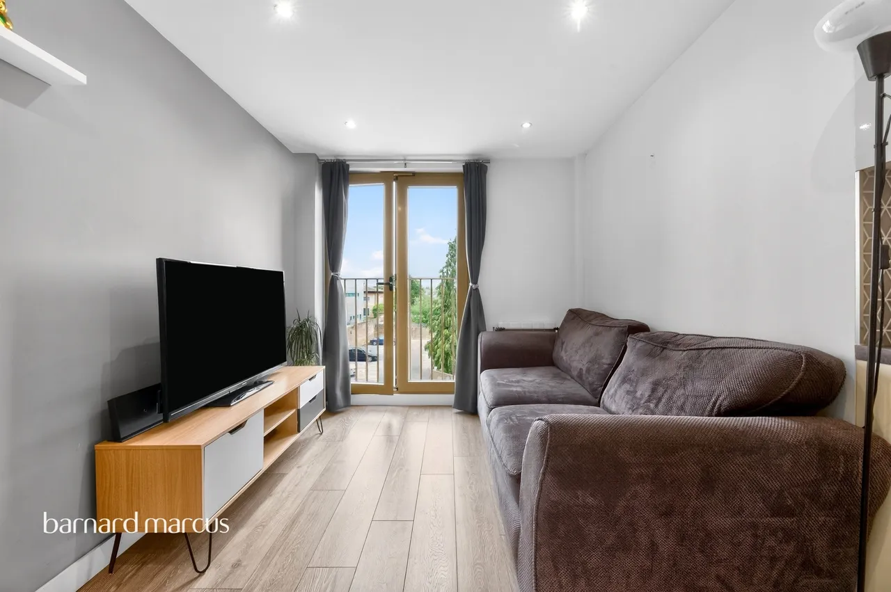 London Road, Cheam, SM3, photo 6
