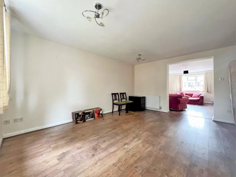 Roundthorn Way, Woking, GU21, photo 5