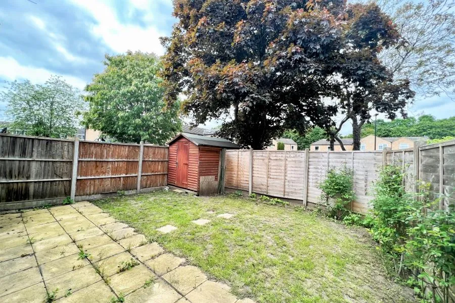Roundthorn Way, Woking, GU21, photo 6