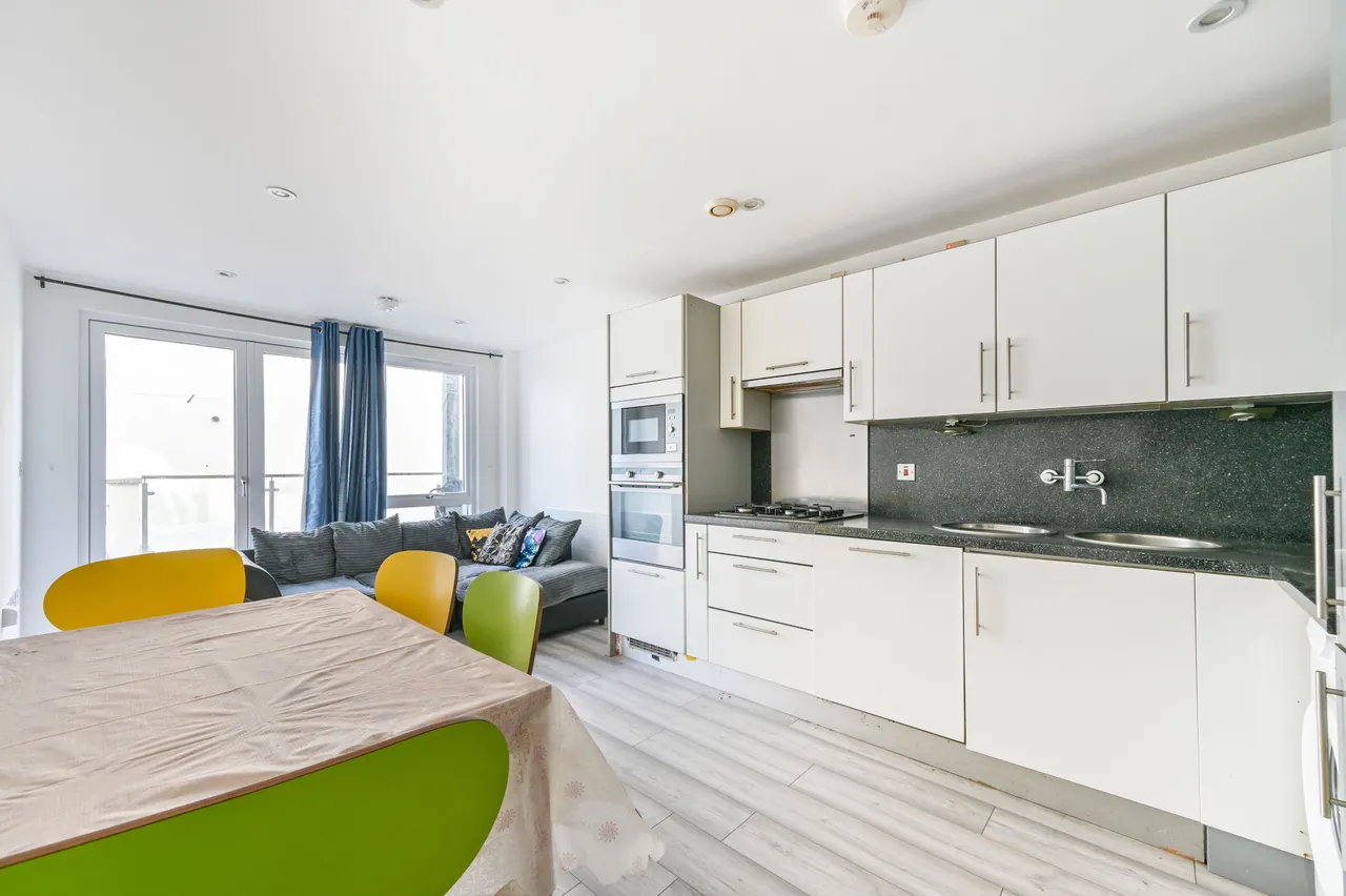 1 bed flat for sale — Flat 3, 14 Elm Road, Wembley