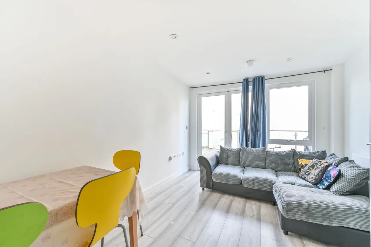 Flat 3, 14 Elm Road, Wembley, photo 8