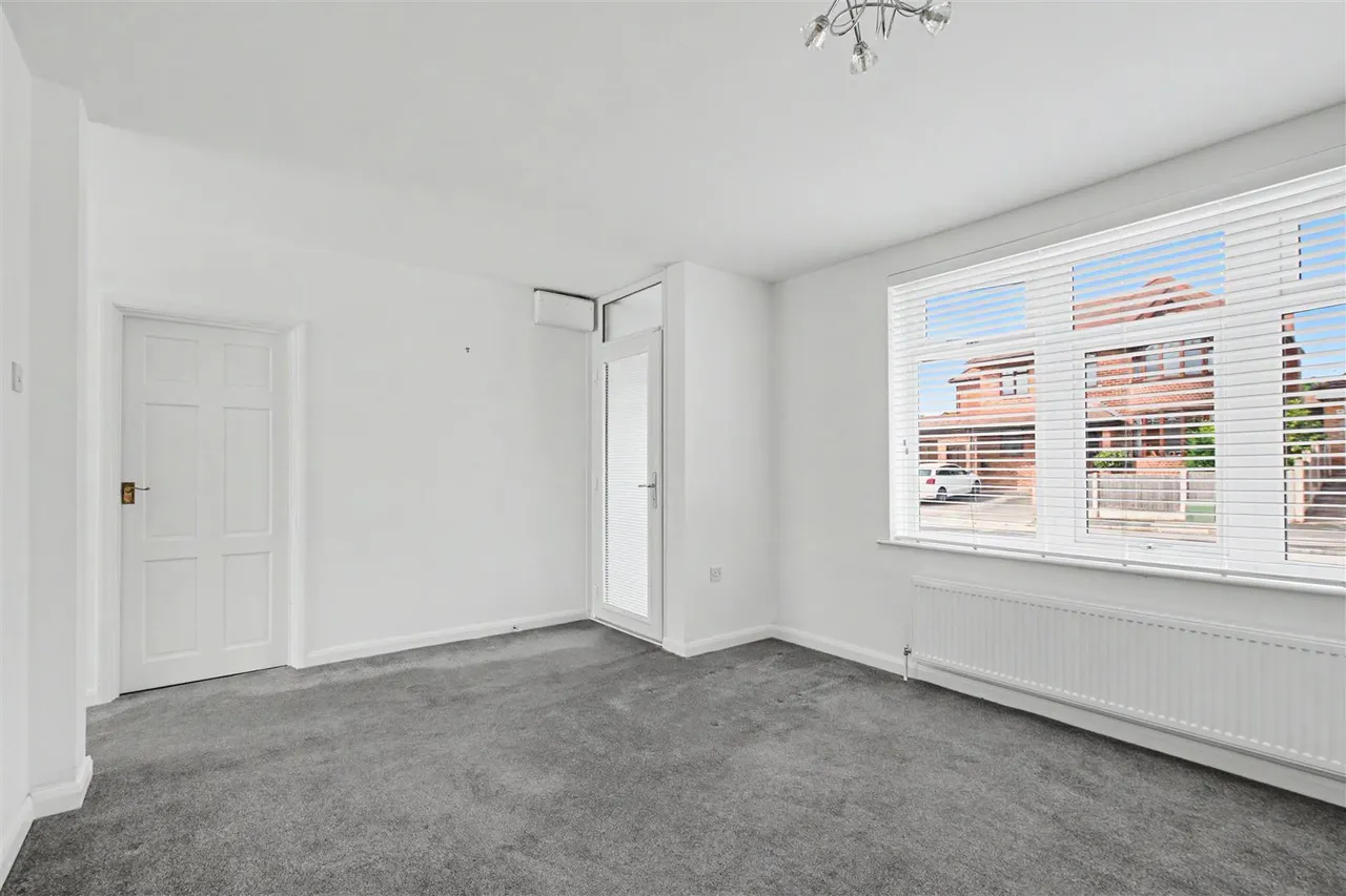 Elm Avenue, Sandiacre, NG10, photo 4