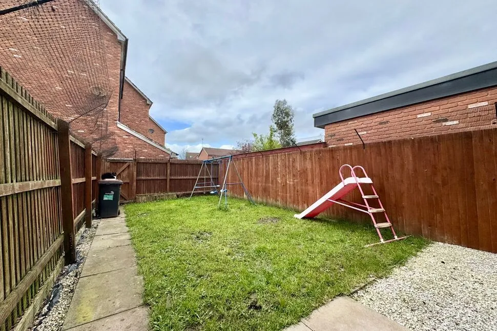 Haydn Jones Drive, Nantwich, CW5, photo 11