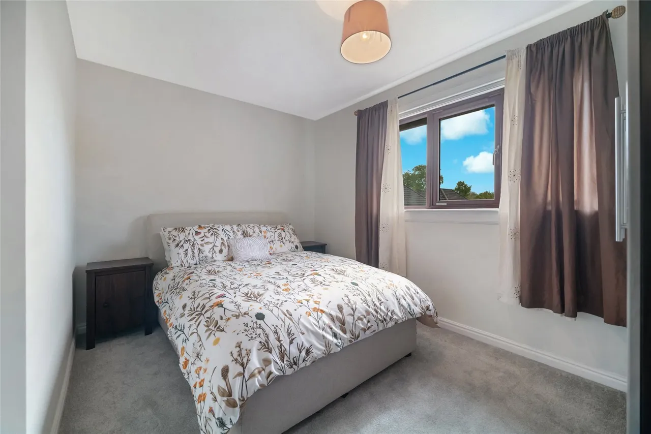 Fairlie, Stewartfield, East Kilbride, South Lanarkshire, G74, photo 13