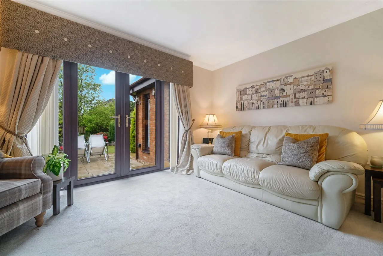 Fairlie, Stewartfield, East Kilbride, South Lanarkshire, G74, photo 17