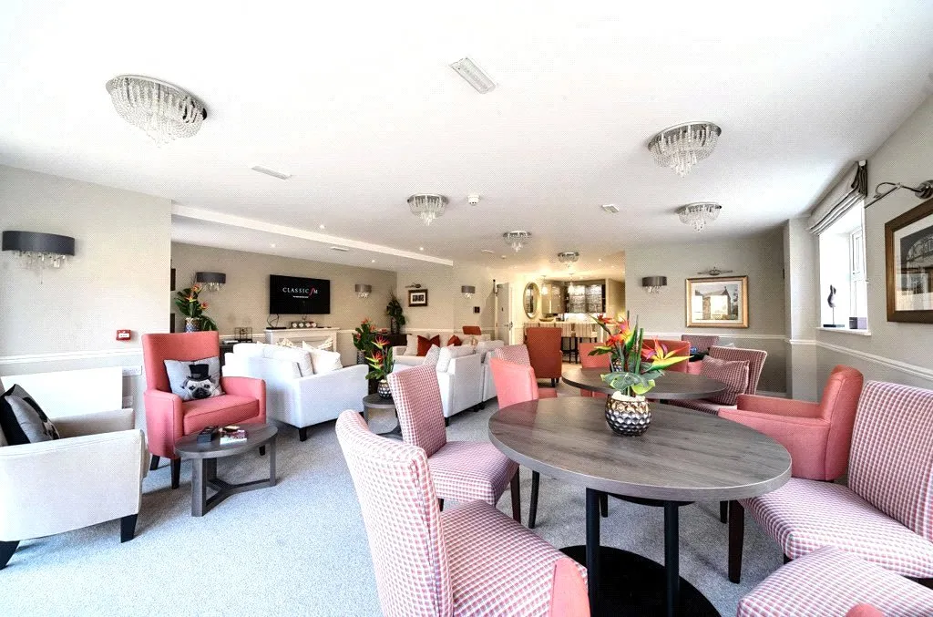 Water Lane, Towcester, Northamptonshire, NN12 6HR, photo 7