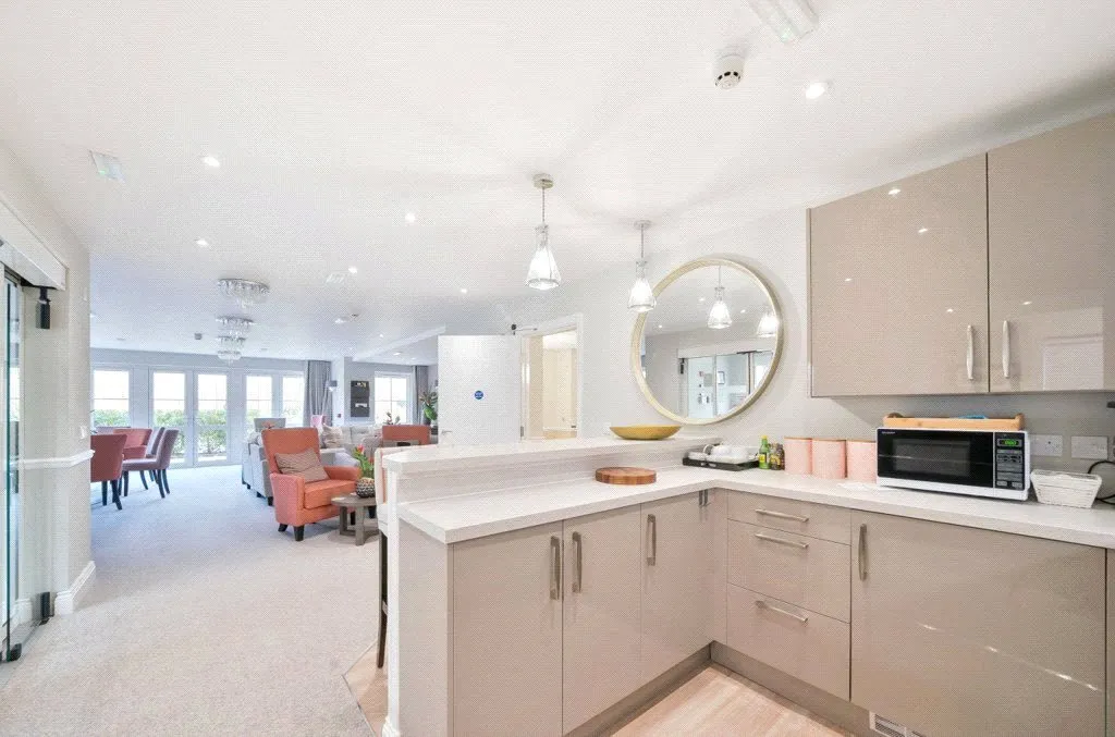 Water Lane, Towcester, Northamptonshire, NN12 6HR, photo 8