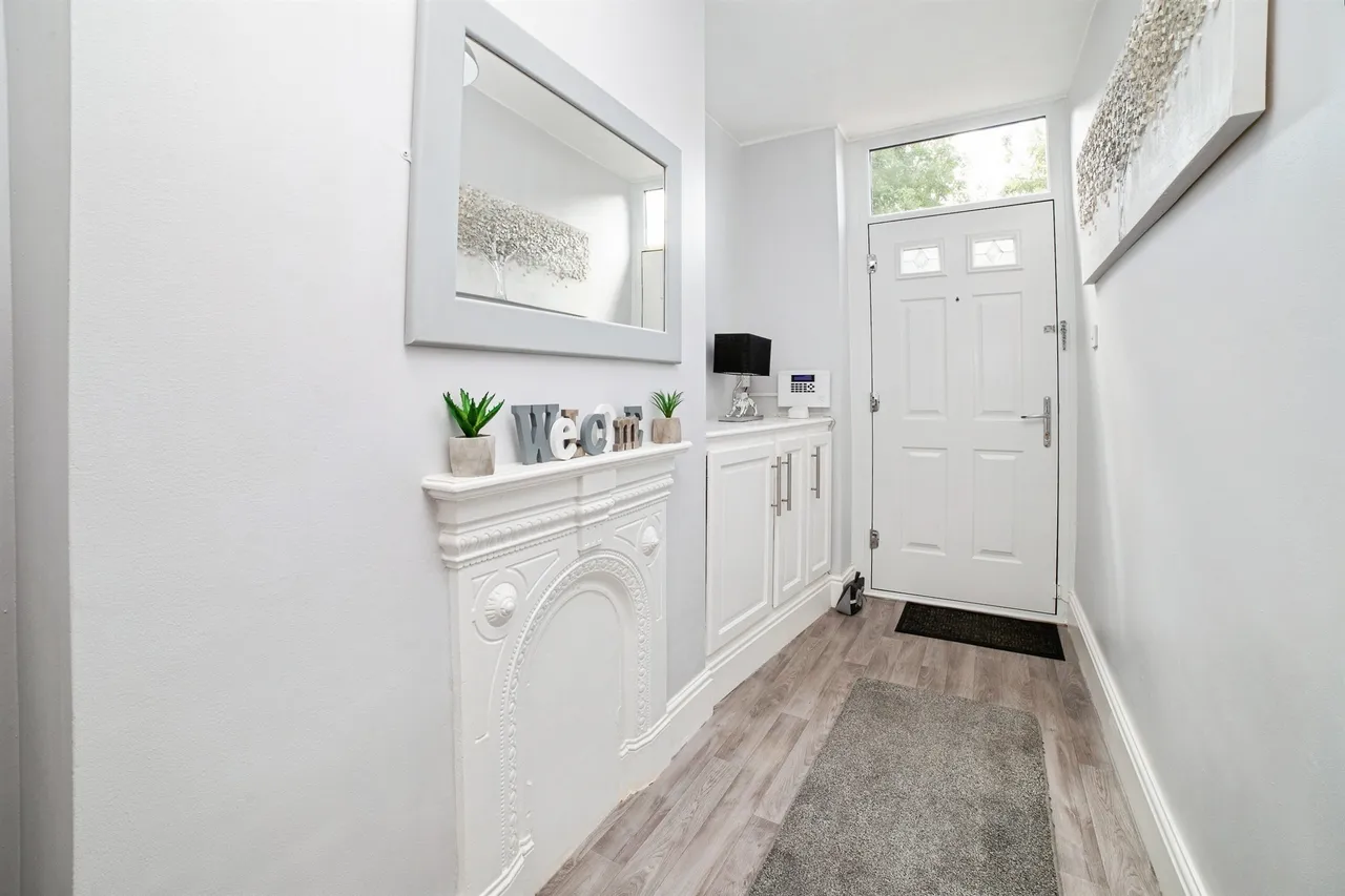 Market Street, Heanor, DE75, photo 4