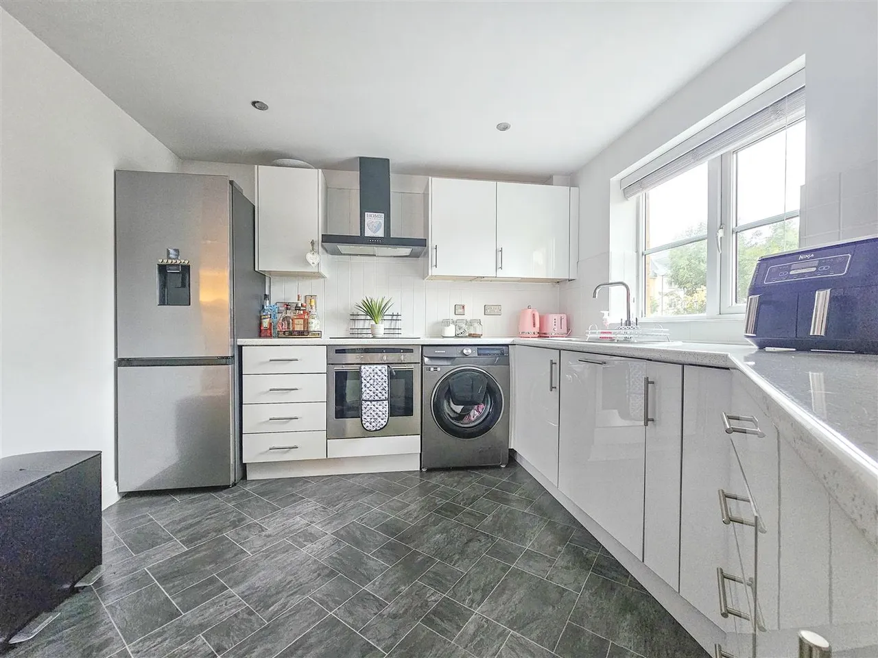 Eugene Way, Eastbourne, East Sussex, BN23 5BH, photo 5