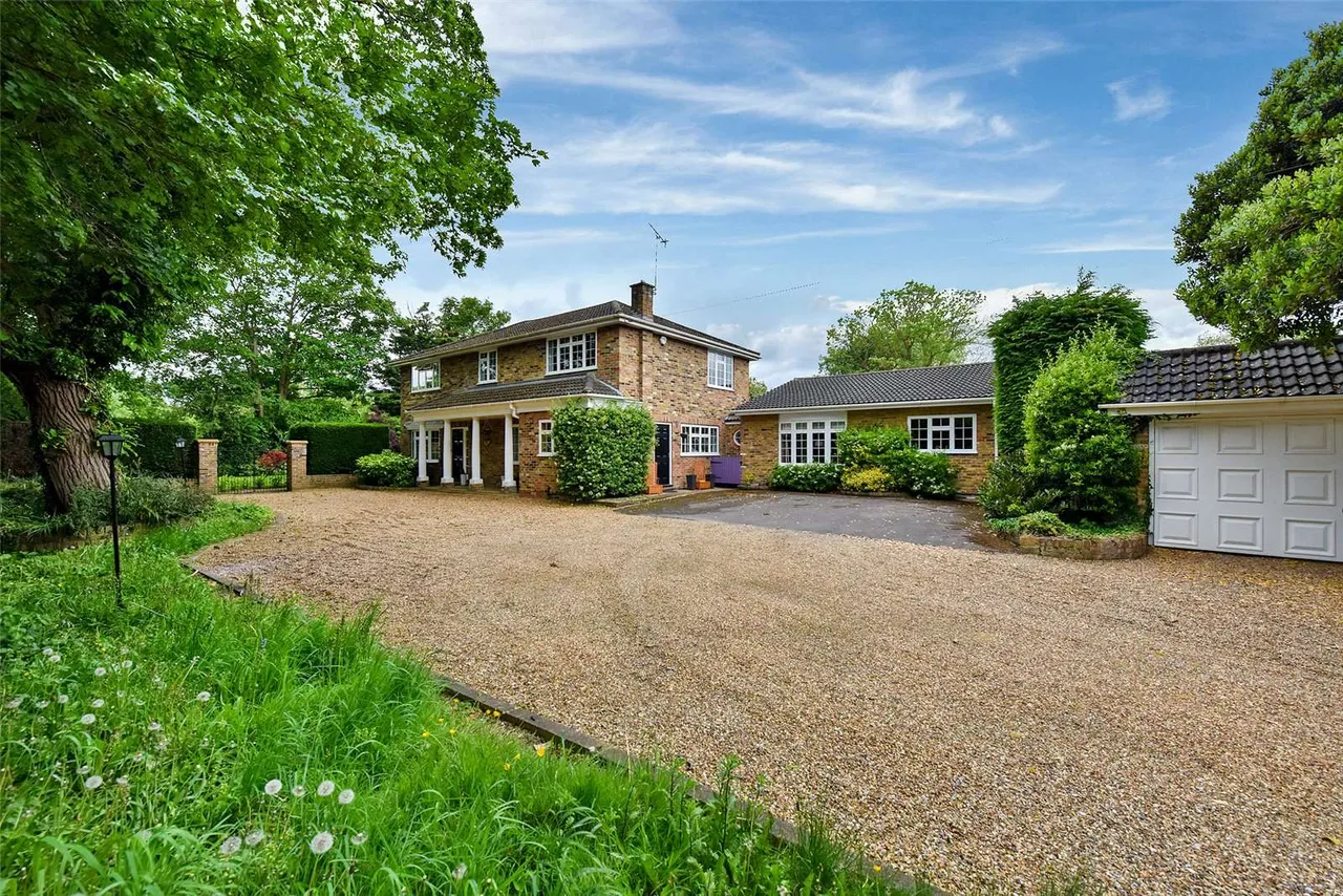 5 bed house to rent, Brayfield Road, Bray, SL6