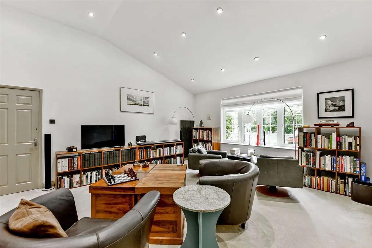 Brayfield Road, Bray, SL6, photo 5