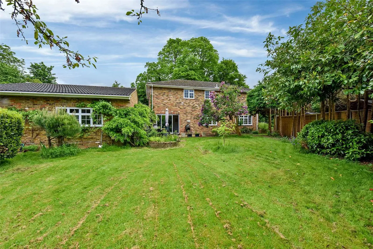 Brayfield Road, Bray, SL6, photo 14