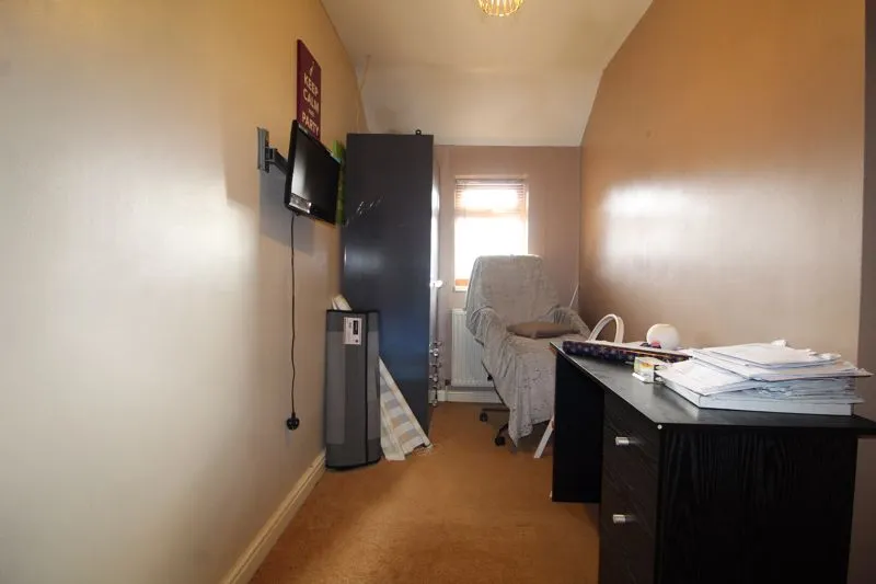 Eastfield Close, Luton LU2 8DY, photo 10