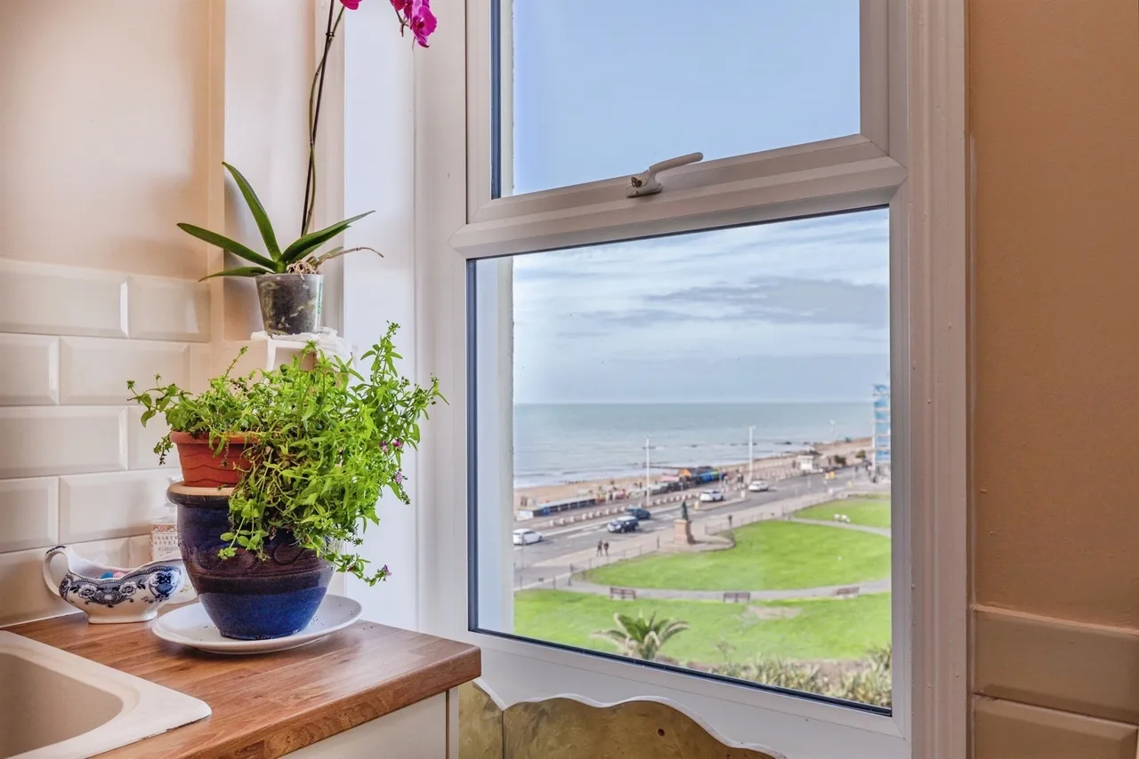Warrior Square, St. Leonards-On-Sea, TN37, photo 8