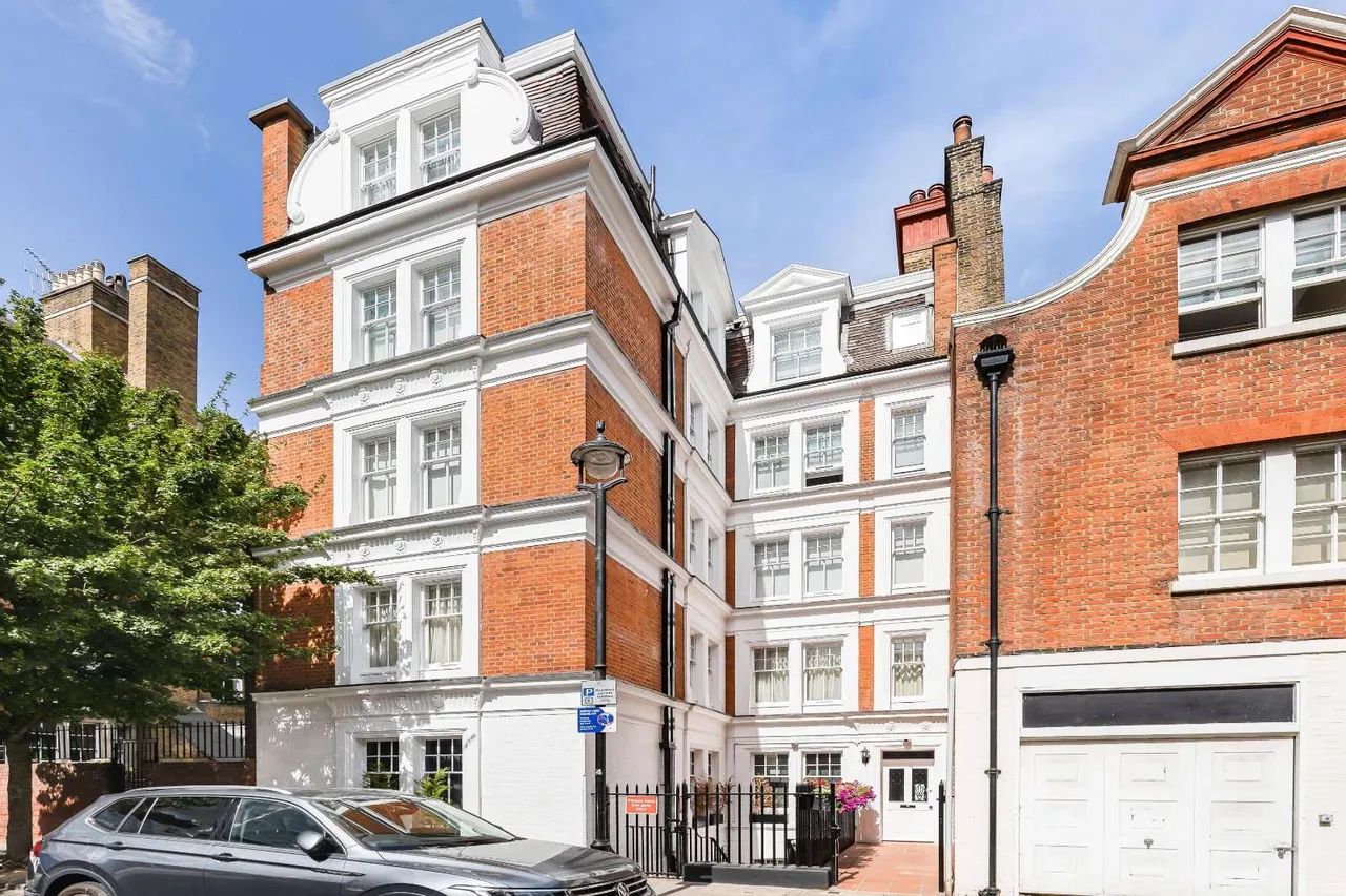 Lees Place, London, W1K 6LP, photo 2
