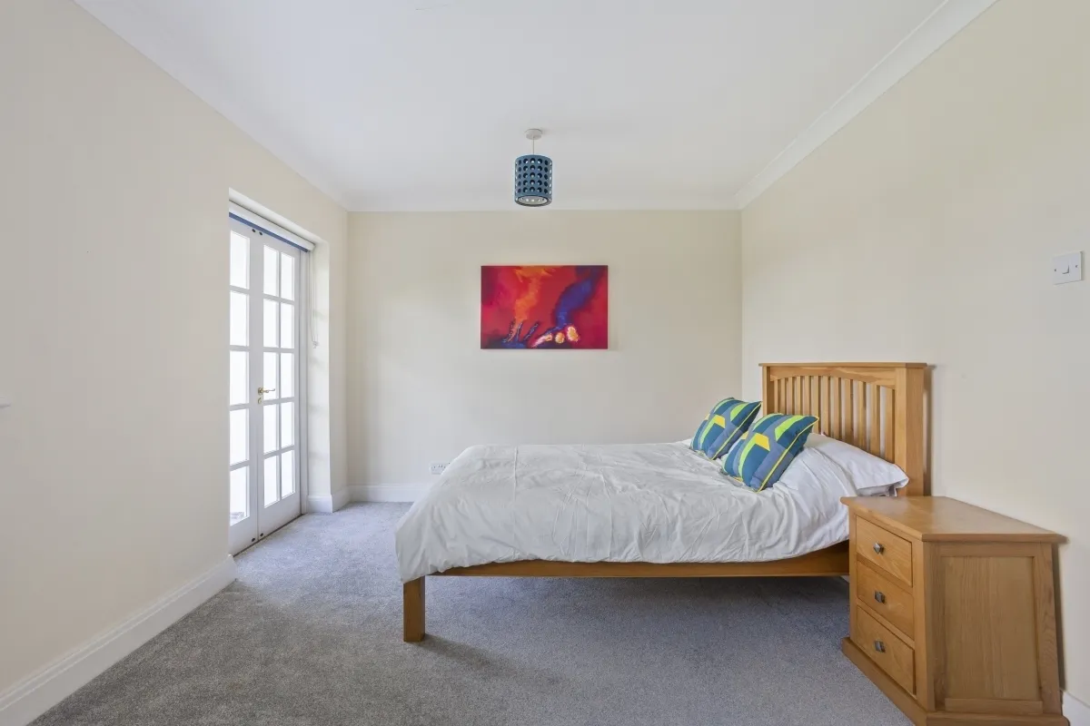 Longcross Road, Chertsey, KT16, photo 12