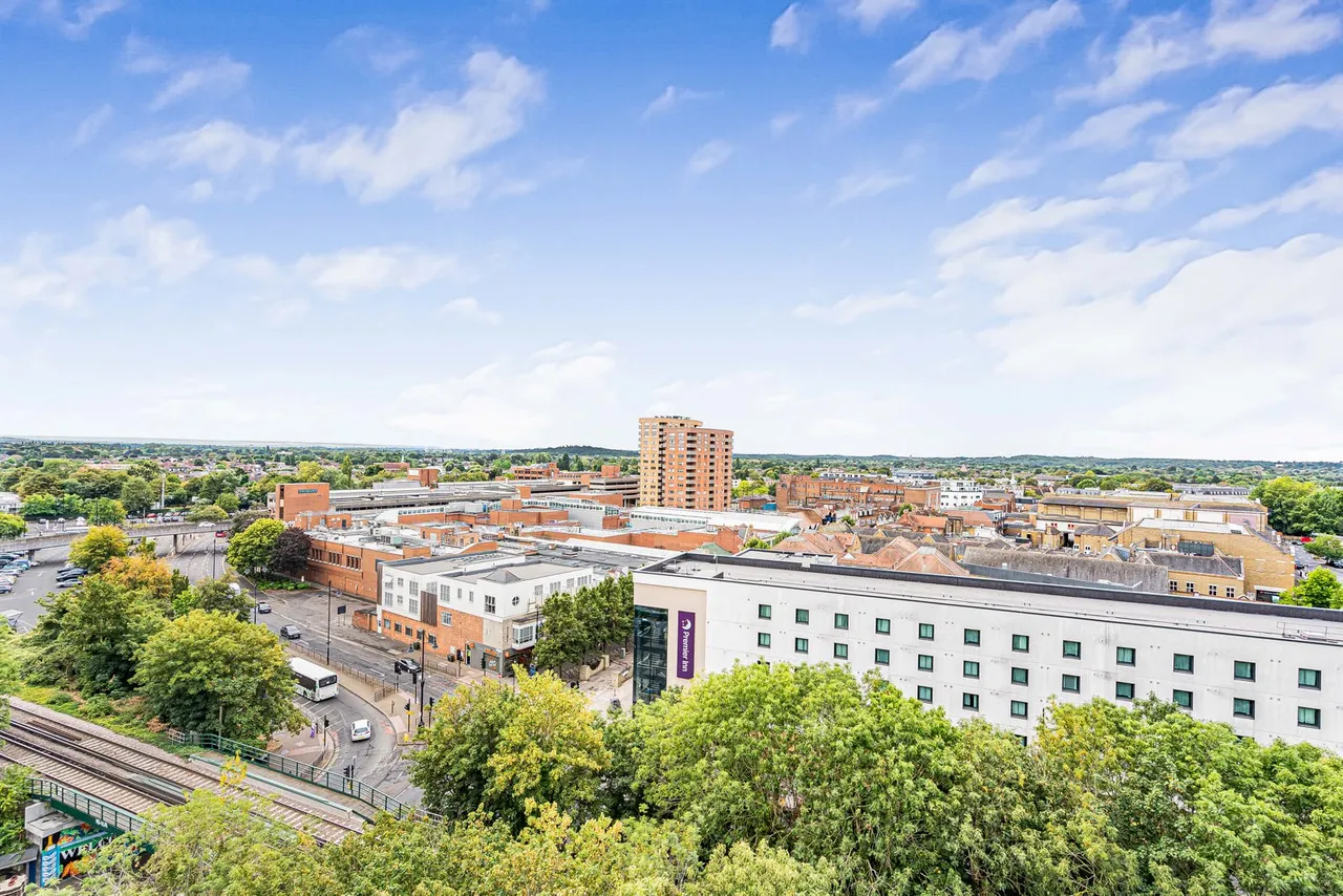 Mill Mead, Staines-upon-Thames, TW18, photo 11