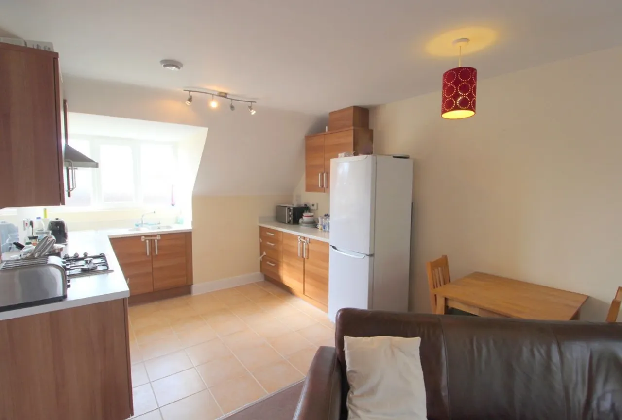 Church Road, Ashford, photo 4