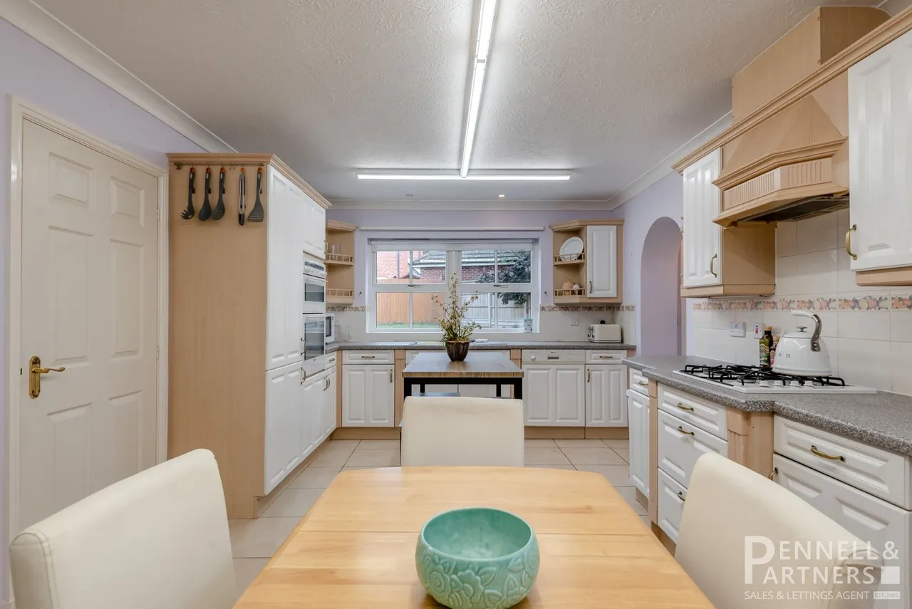 Amethyst Close, Sleaford, photo 5