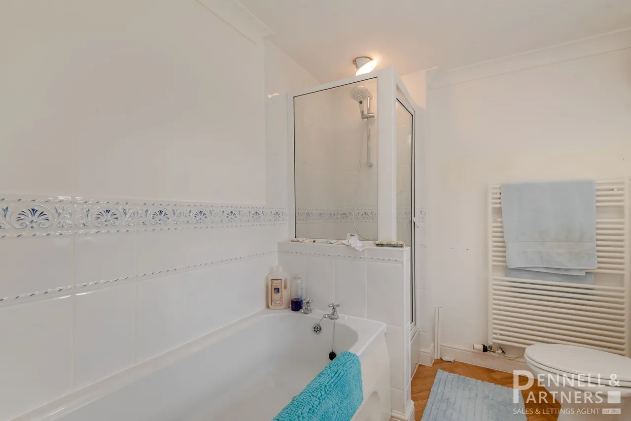 Amethyst Close, Sleaford, photo 13