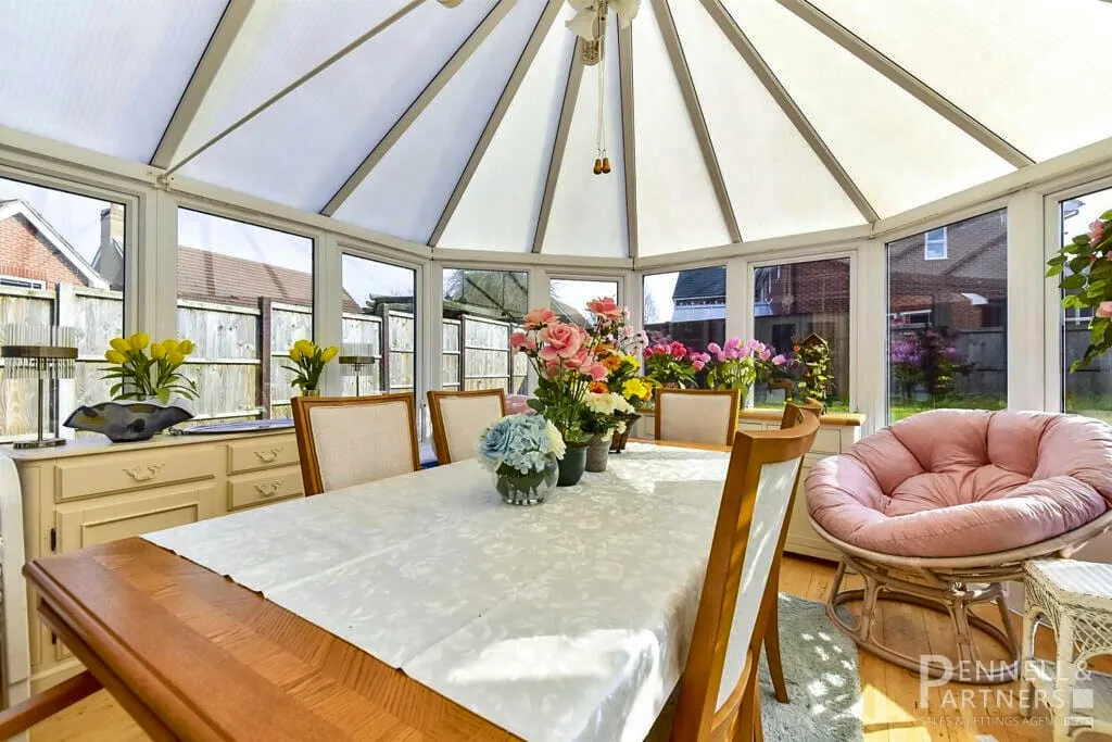Amethyst Close, Sleaford, photo 9