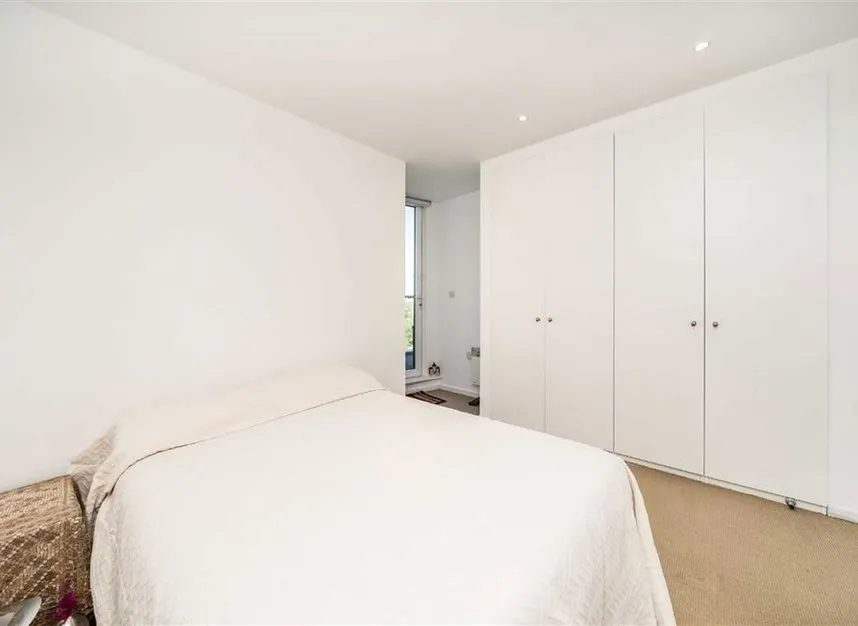 Palmers Road, Bethnal Green, E2, photo 7