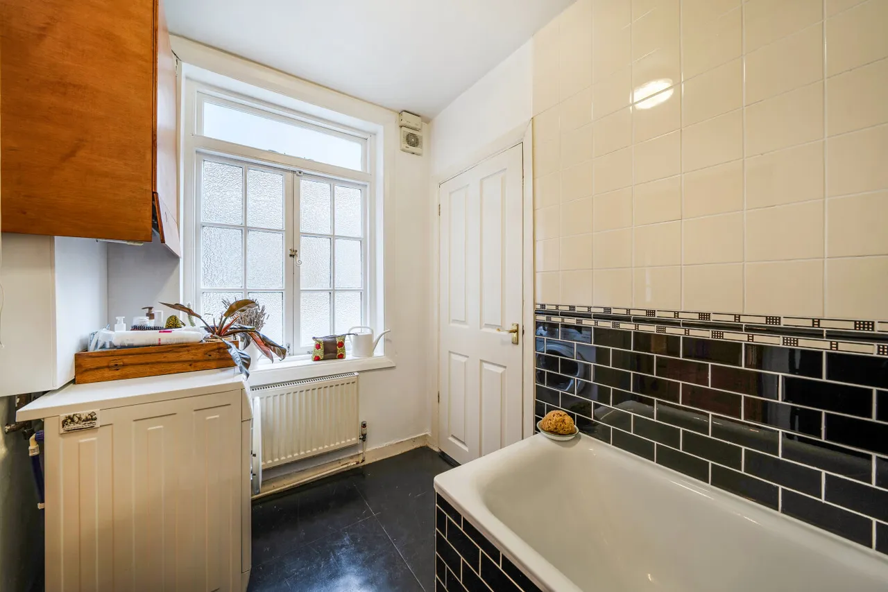 Lomond Grove, Camberwell, London, SE5, photo 10