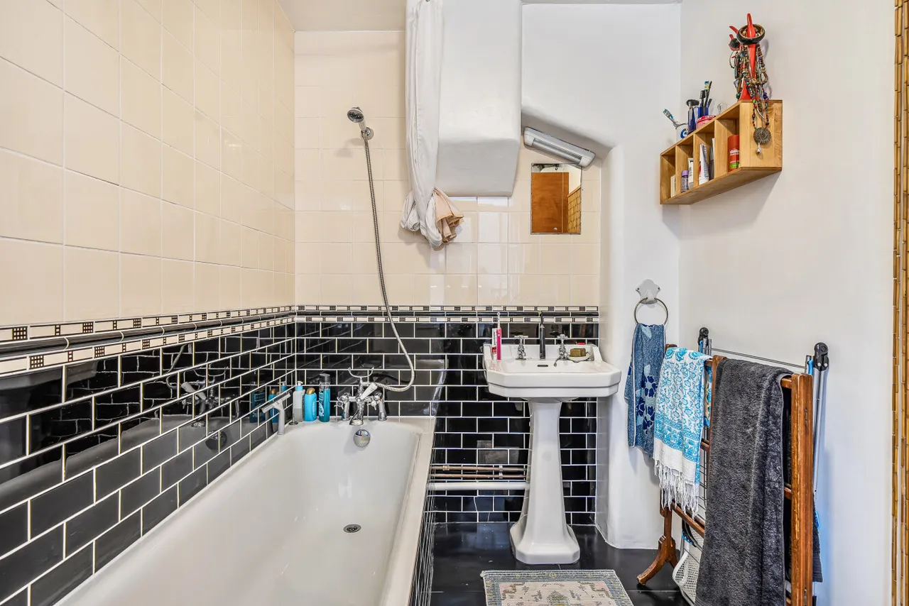 Lomond Grove, Camberwell, London, SE5, photo 9