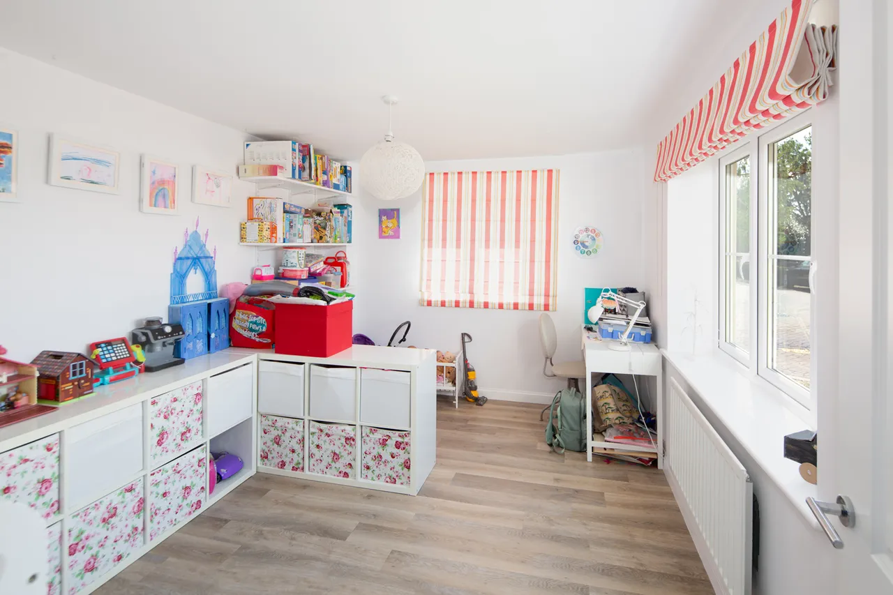 Keele Close, Upper Heyford, photo 5