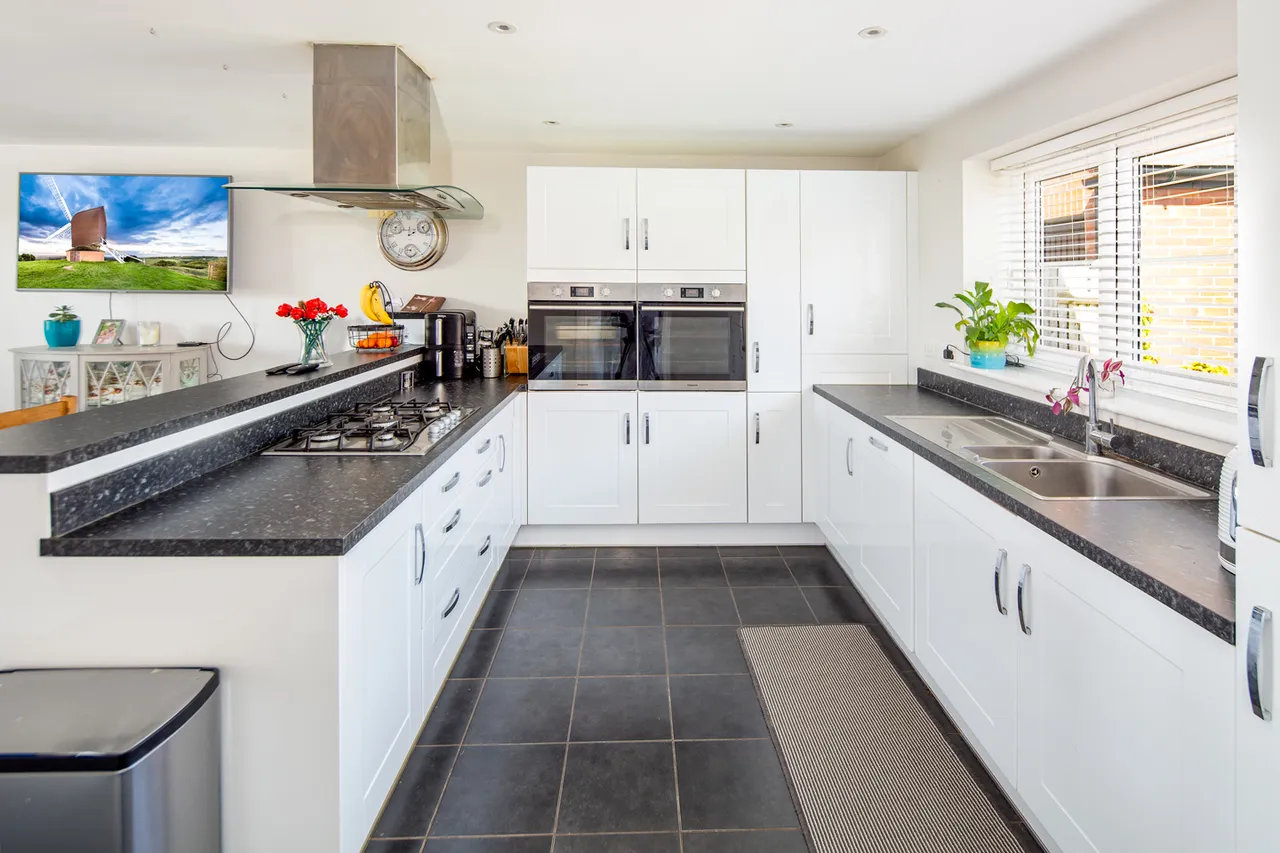 Keele Close, Upper Heyford, photo 8