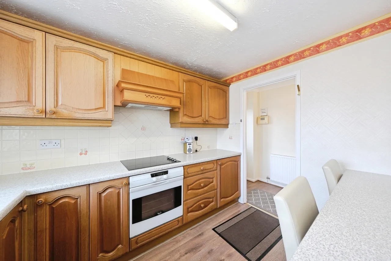 Windsor Drive, Nottinghamshire, NG20, photo 6