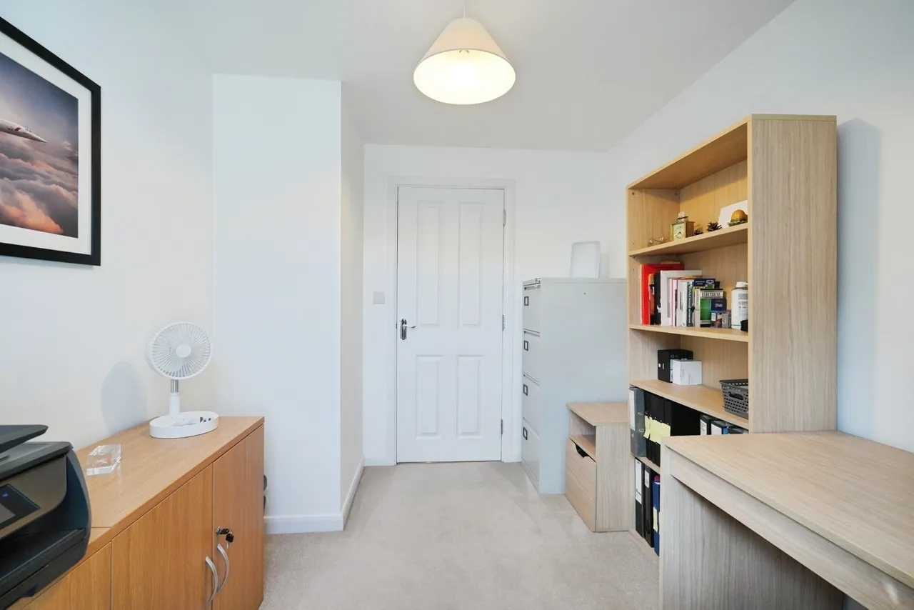 Pickerings Avenue, Measham, DE12, photo 18