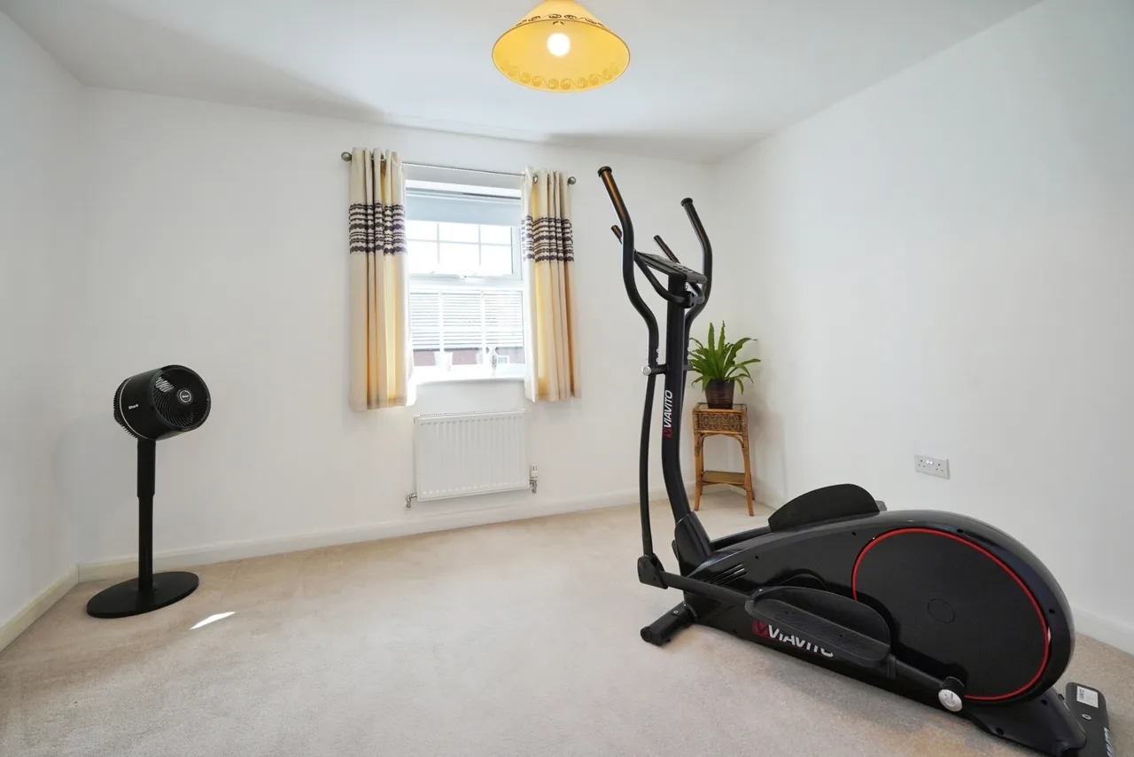 Pickerings Avenue, Measham, DE12, photo 6