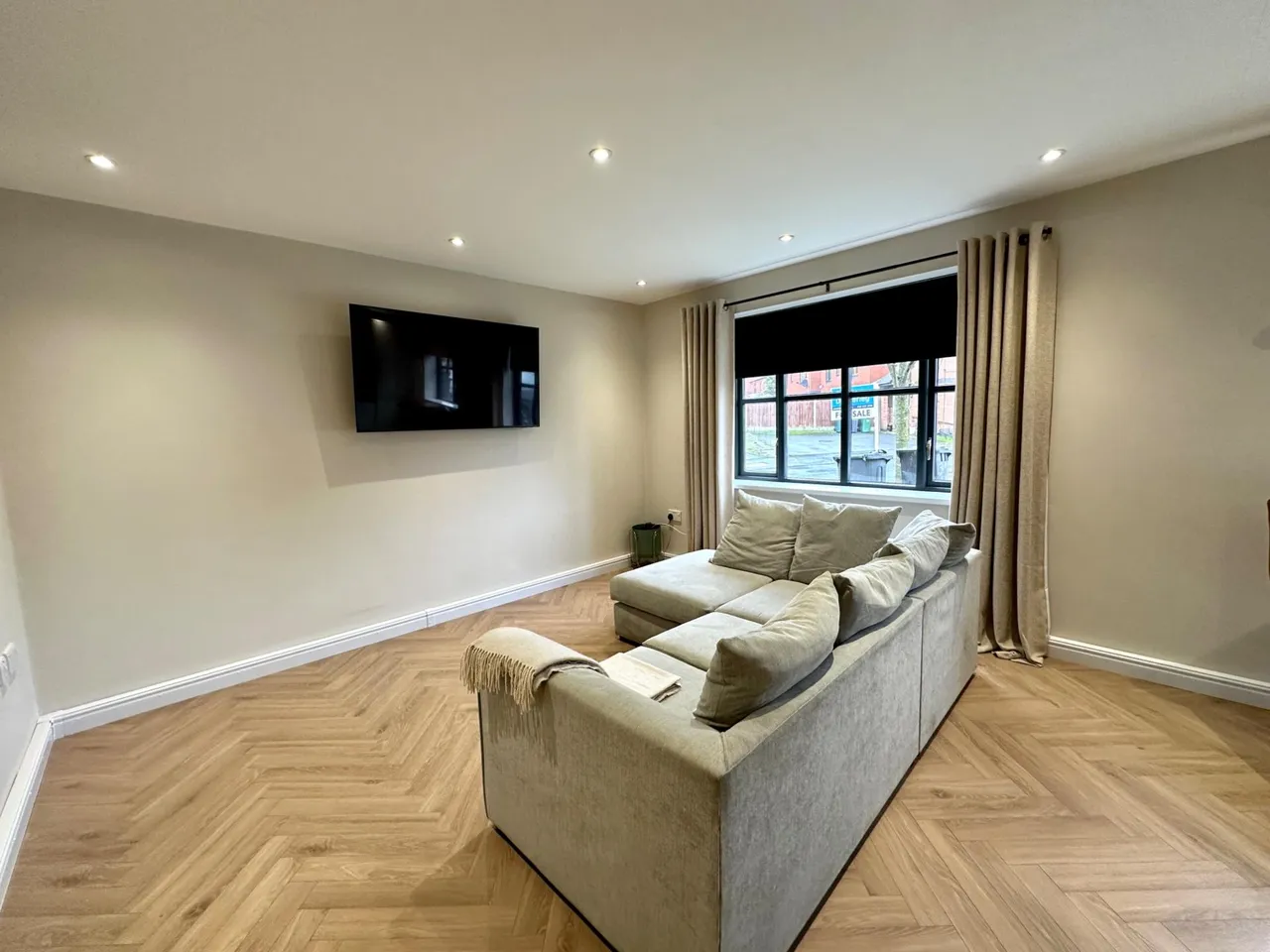 Monins Avenue, Tipton, DY4, photo 2