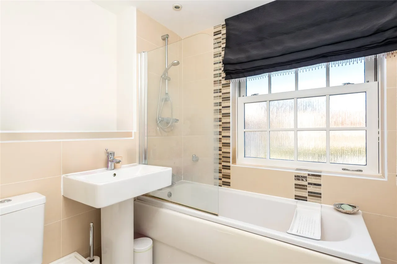 Saxon Way, Great Denham, MK40, photo 6