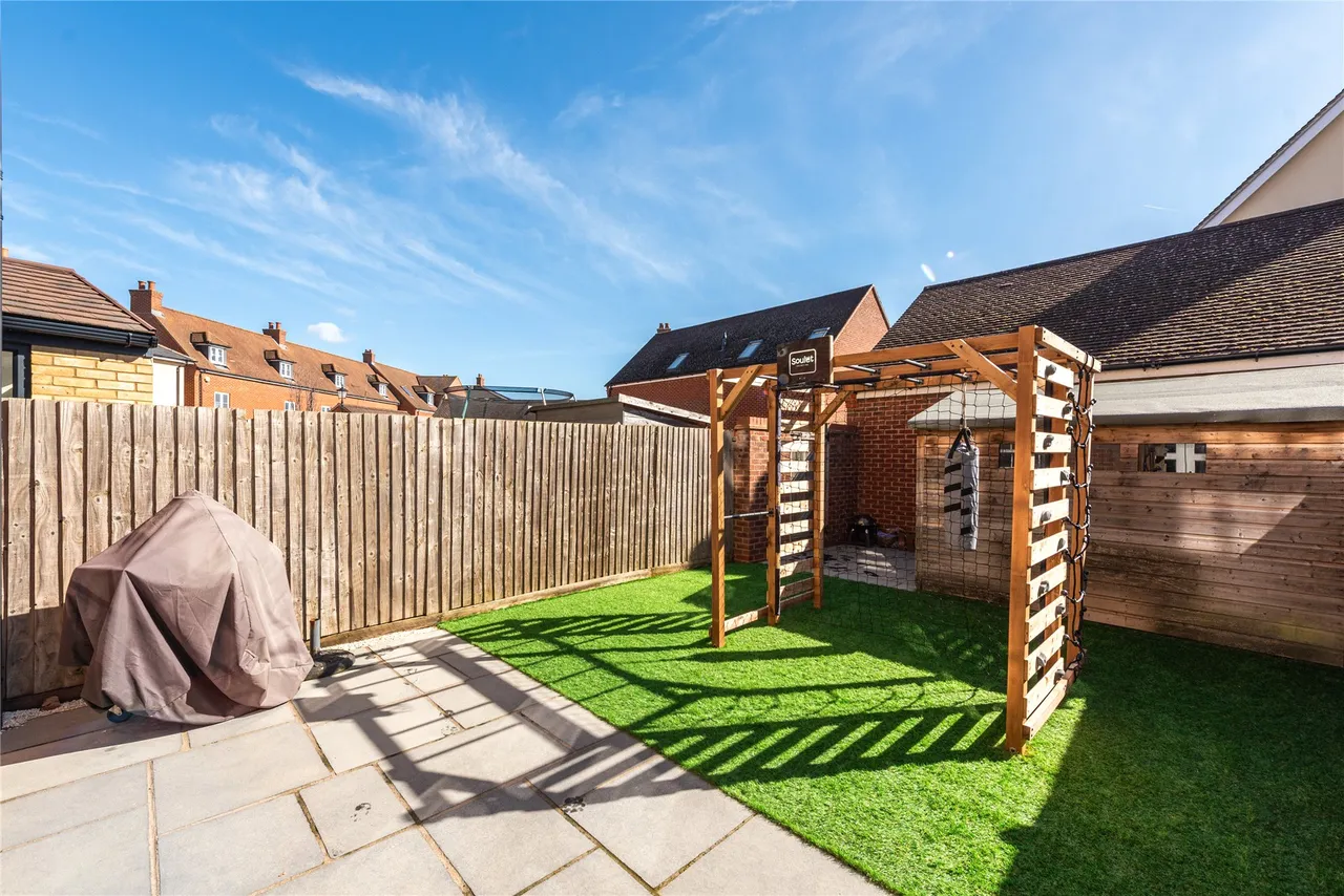 Saxon Way, Great Denham, MK40, photo 11