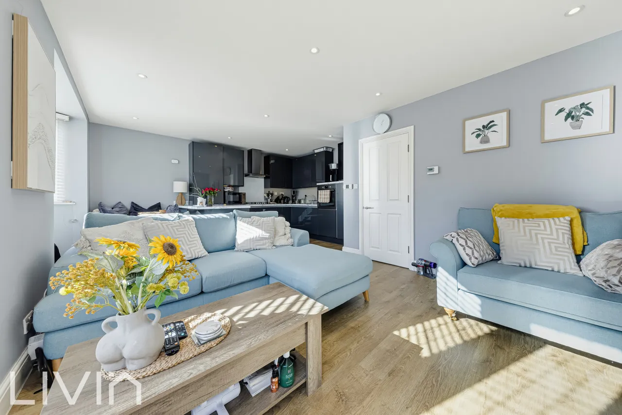 1 bed flat to rent, Warham Road, South Croydon, CR2