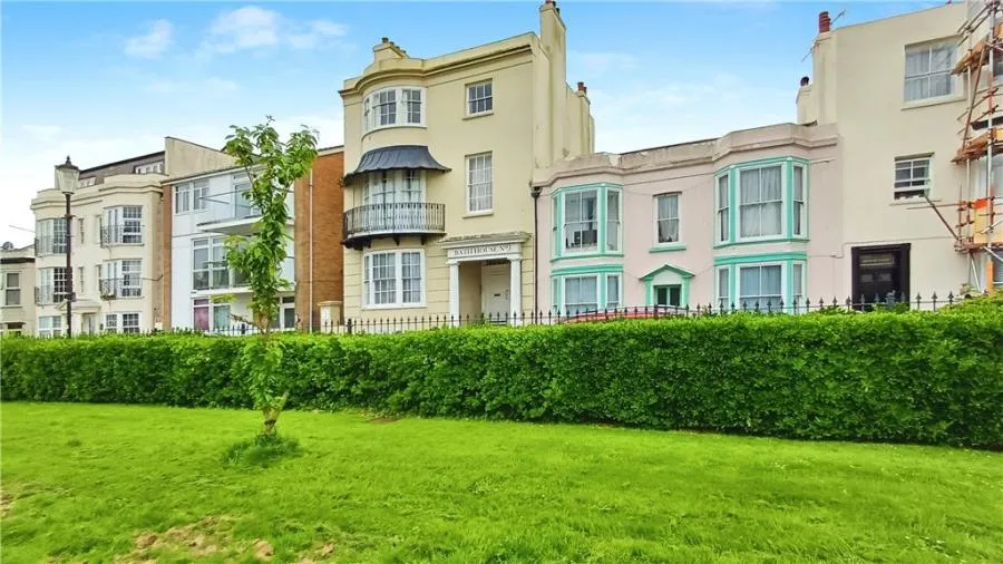 1 bed flat for sale, The Steyne, Bognor Regis, PO21