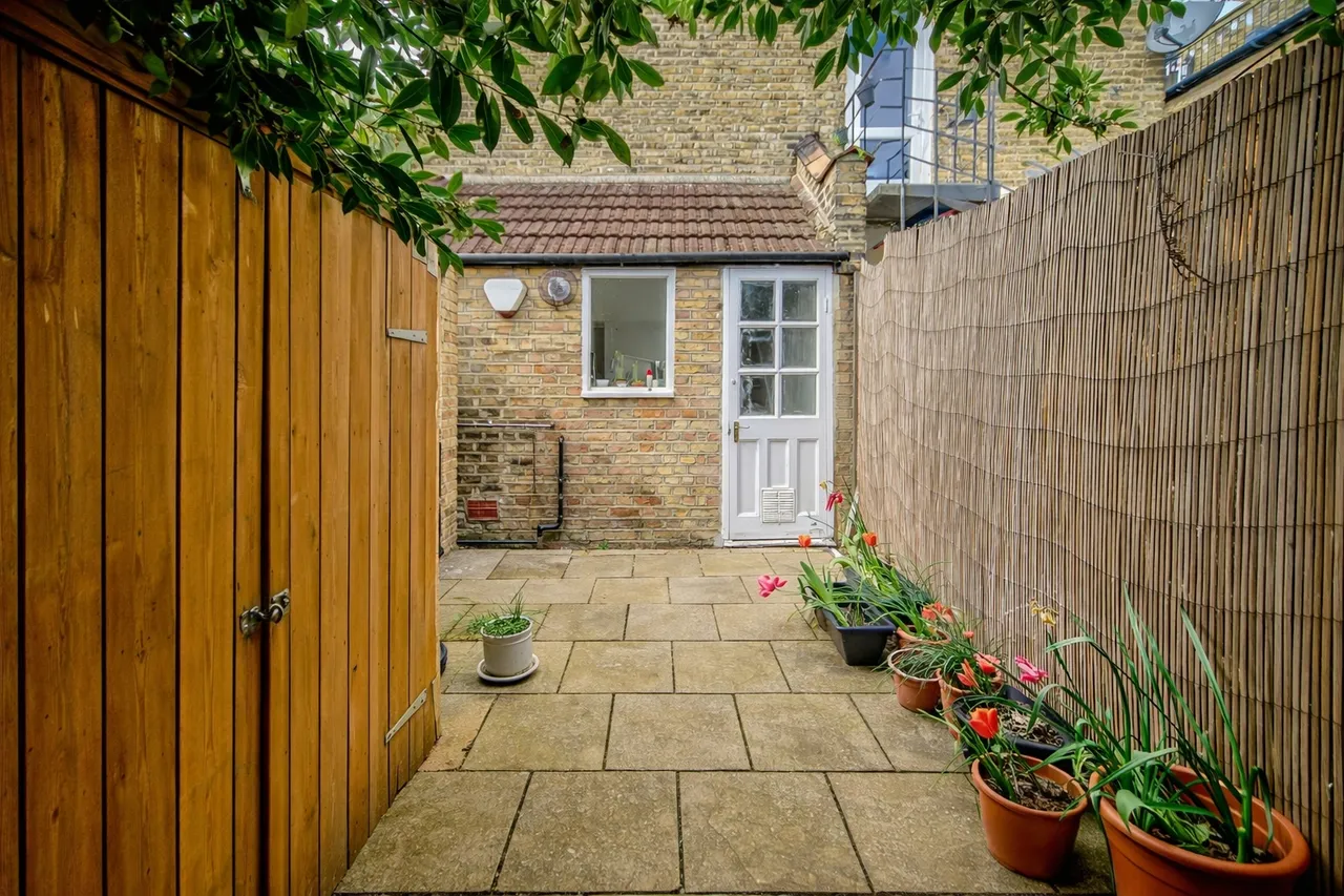 Duntshill Road, Earlsfield, London, SW18, photo 3